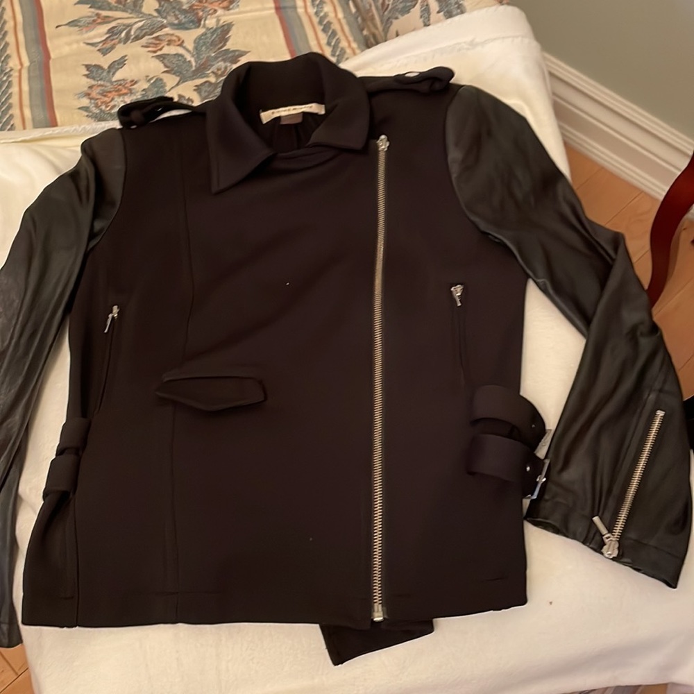 Jacket - Picture 7 of 9